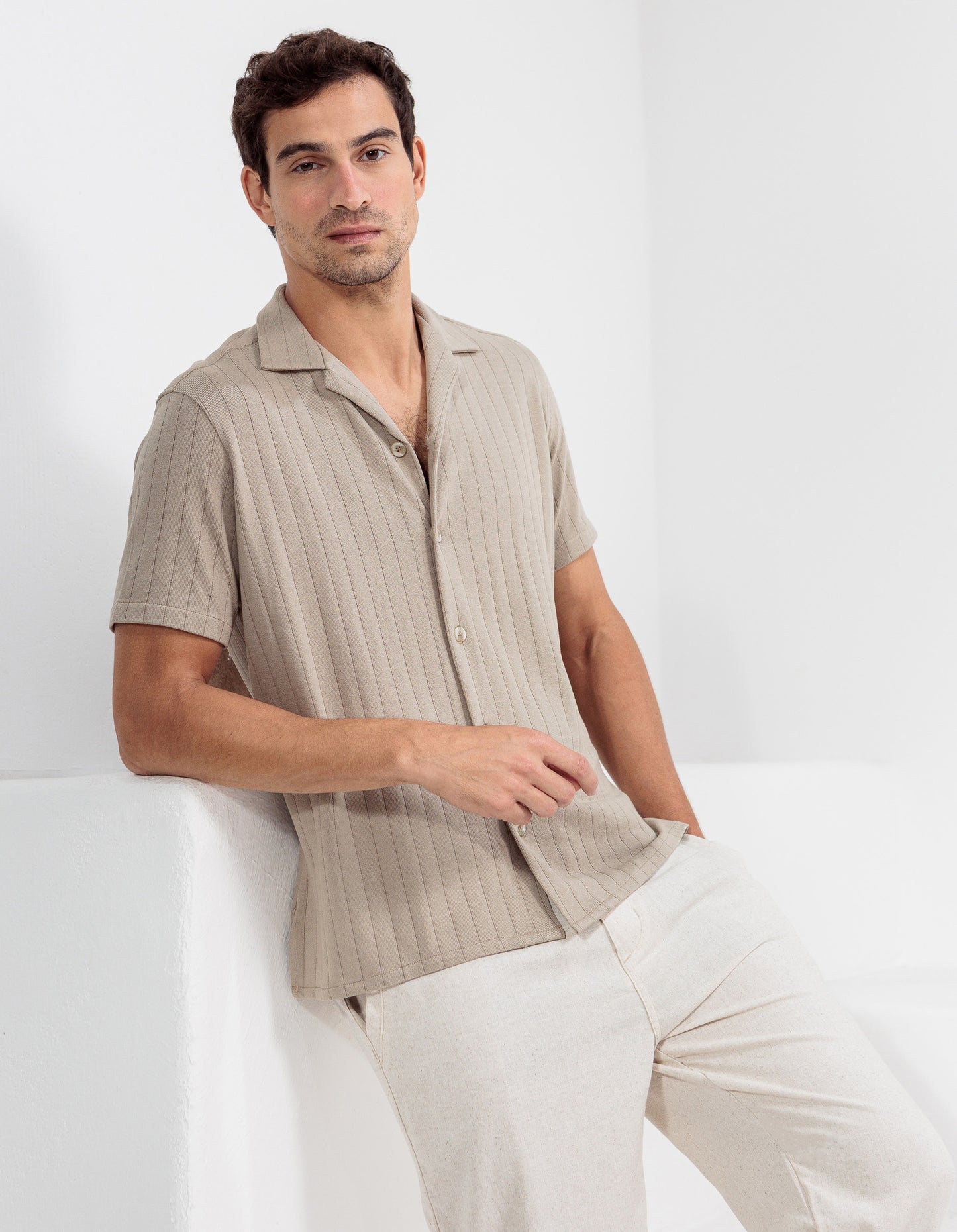 CAMISA MANGA CURTA MÔNACO AREIA ESCURO