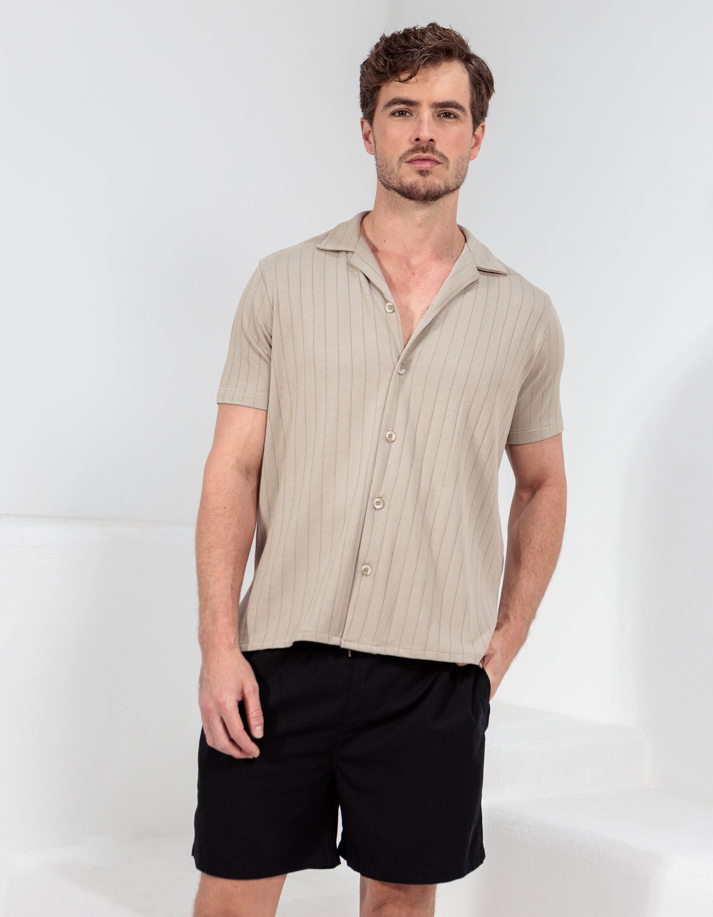 CAMISA MANGA CURTA MÔNACO AREIA ESCURO