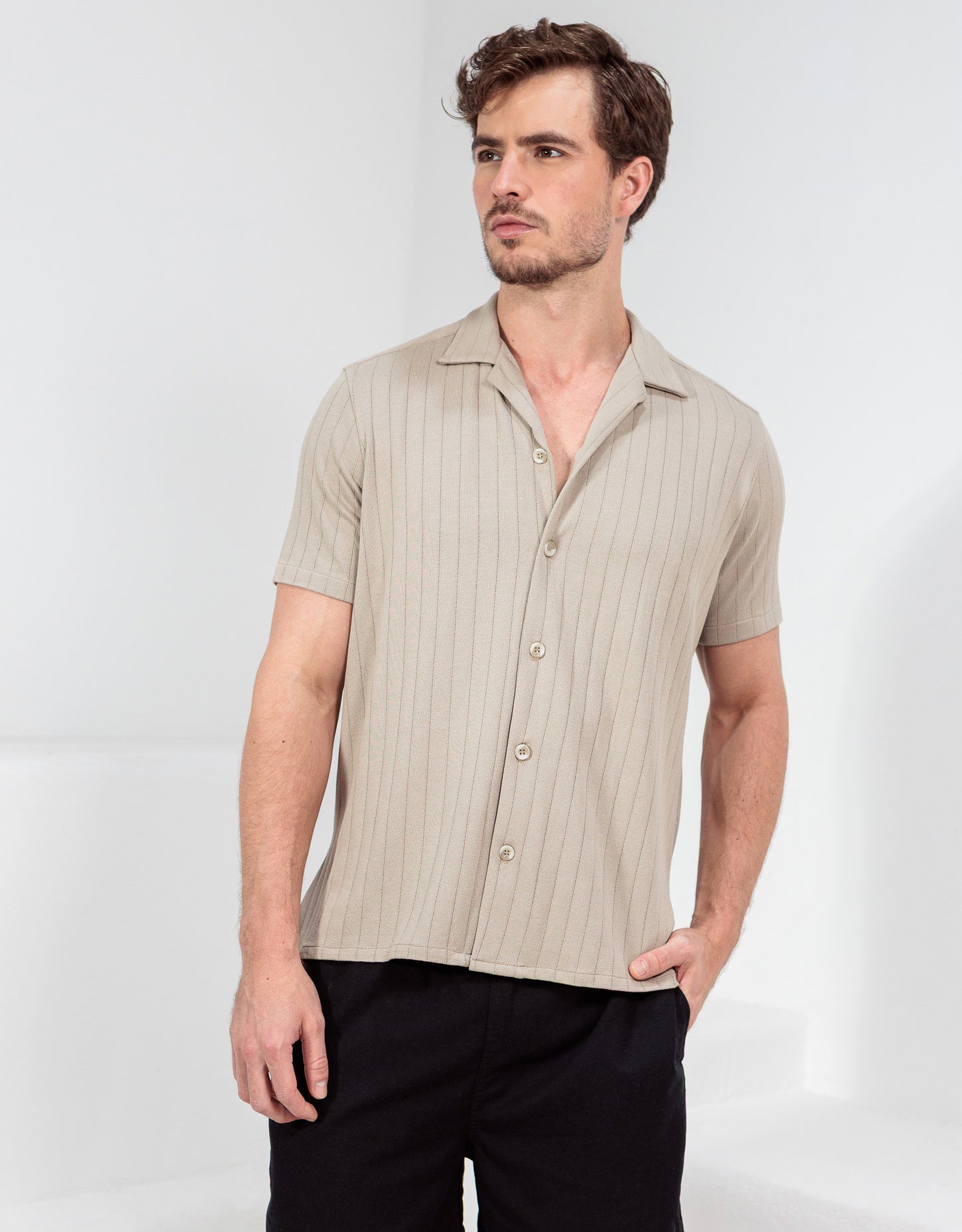 CAMISA MANGA CURTA MÔNACO AREIA ESCURO