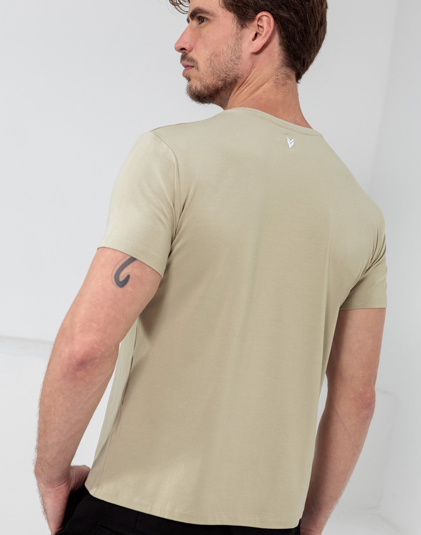 CAMISETA BÁSICA MODAL 2